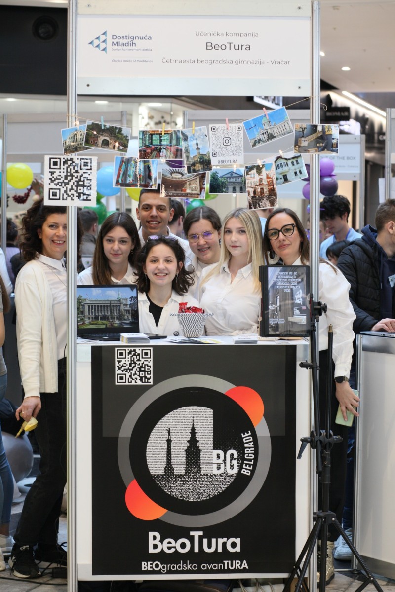 432371995_717774077175496_551168744042251273_n